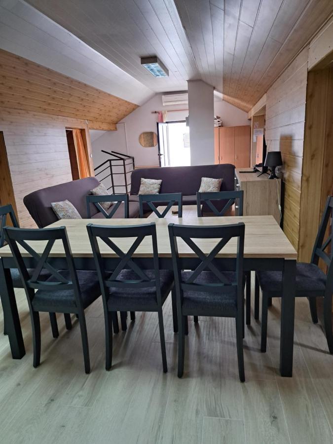 Apartments Corana Kaštela Exterior foto